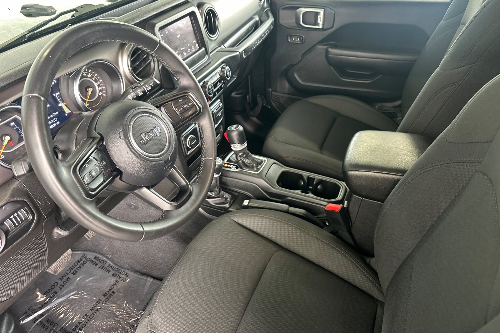 Used 2019 BLACK Jeep Sport image 9