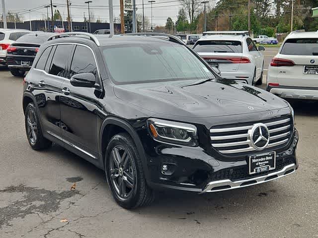 Certified Used 2025 Night Black Mercedes-Benz GLB 250 image 3