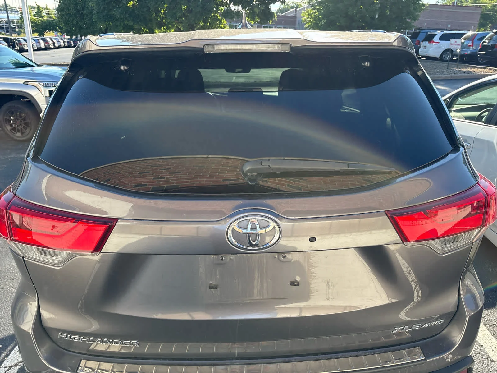Used 2018 Predawn Gray Mica Toyota SE image 6