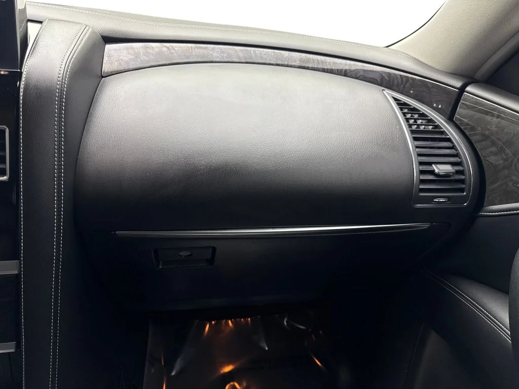 Used 2023 Black INFINITI LUXE image 62