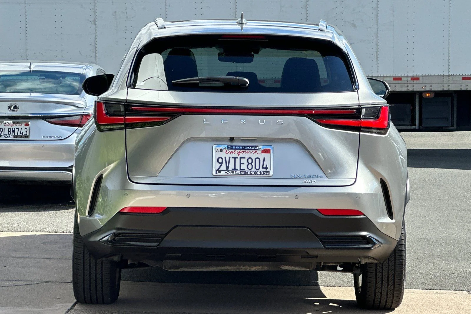 Certified Used 2025 SONIC TITANIUM Lexus 450h+ Luxury image 5