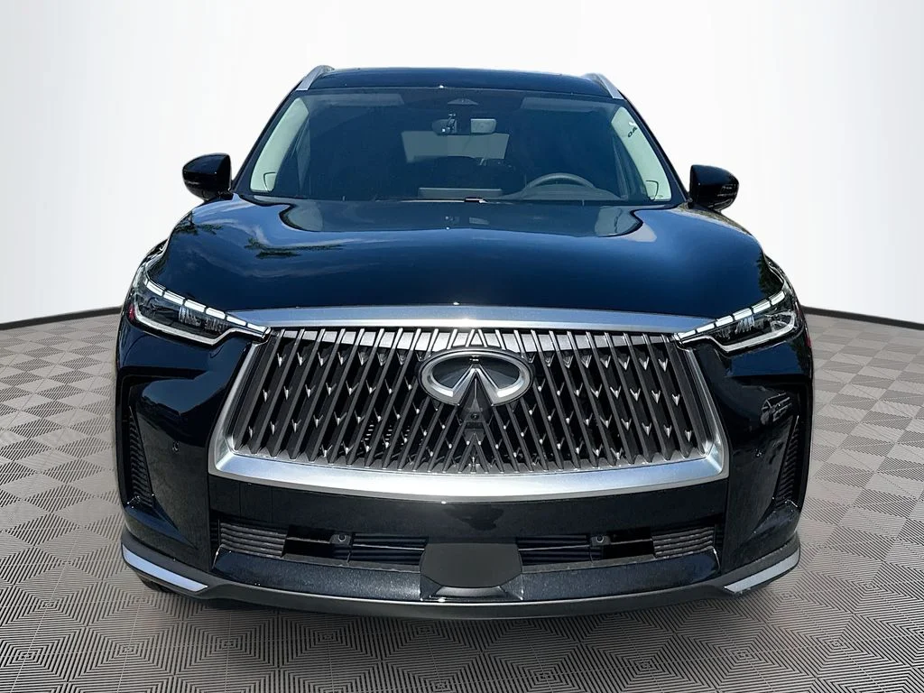 Used 2026 Black INFINITI LUXE image 2