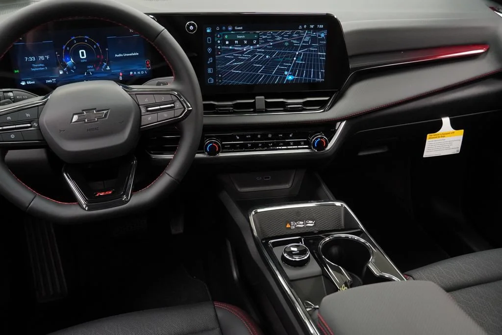 2027 Chevrolet Equinox RS - Photo 16
