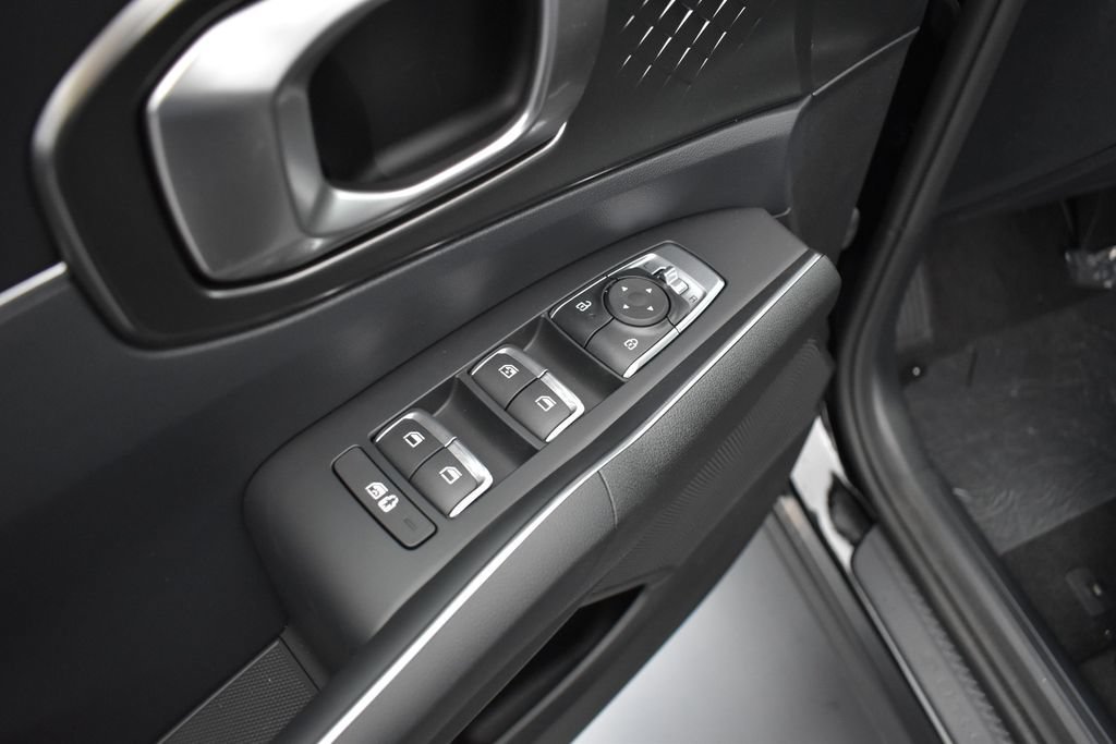 New 2026 Aurora Black Pearl Kia EX image 6