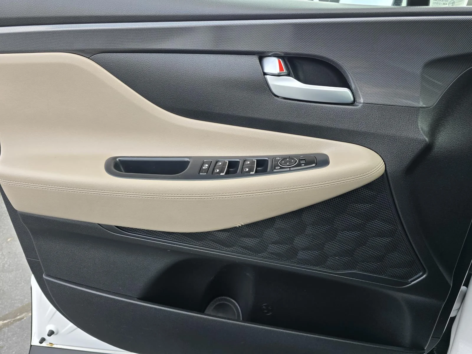 Used 2023 Serenity White Pearl Hyundai SE image 12
