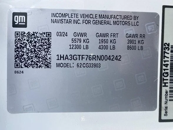 Used 2024 White Chevrolet Work Van image 55