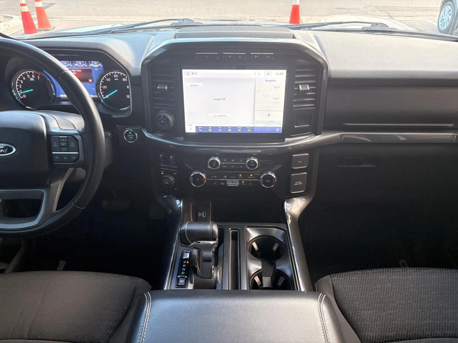 Used 2023 Iconic Silver Ford XLT image 15