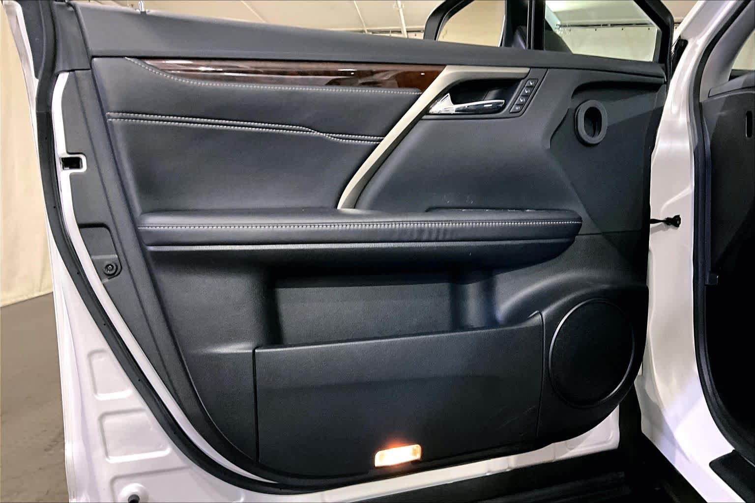 Used 2017 Eminent White Pearl Lexus  image 27