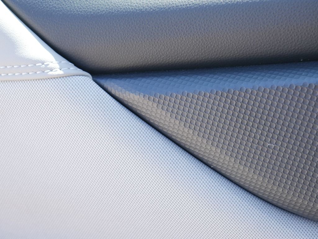Used 2022 Blue Subaru Premium image 33