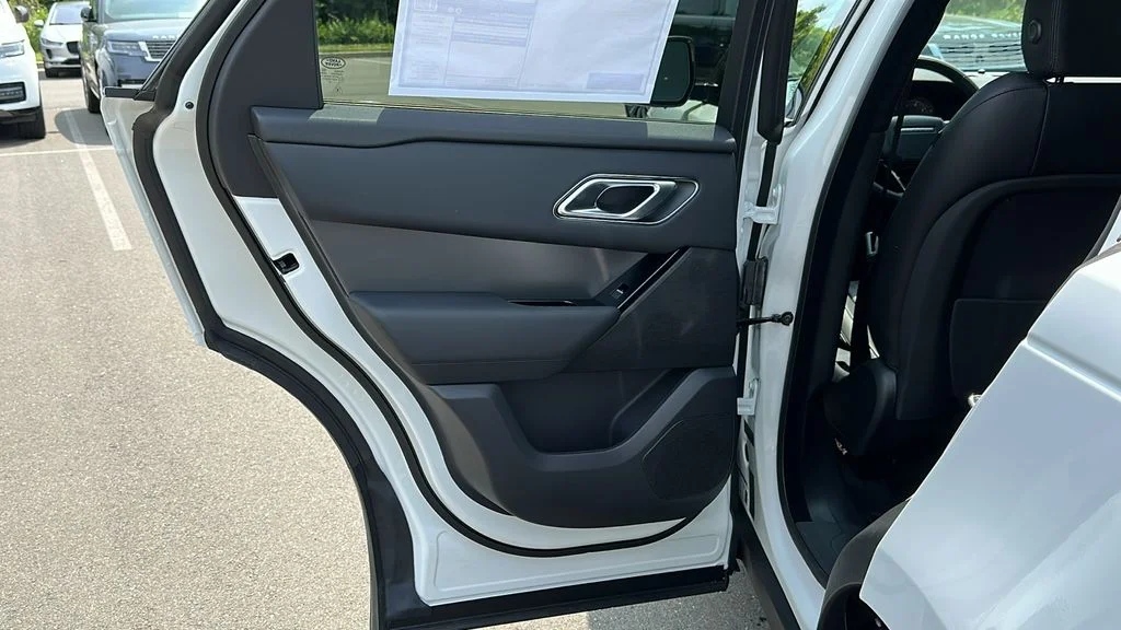 Used 2026 White Land Rover S image 22