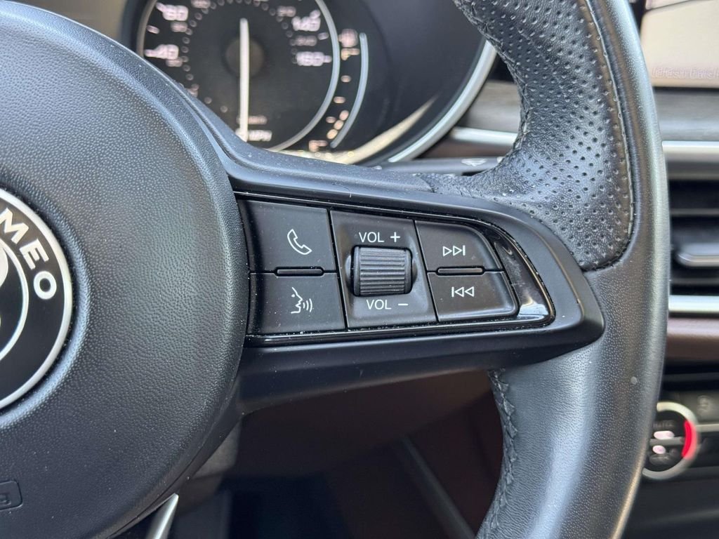 Used 2021 Gray Alfa Romeo Ti image 23