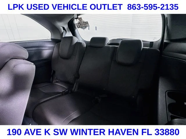 Used 2019  Honda EX image 26