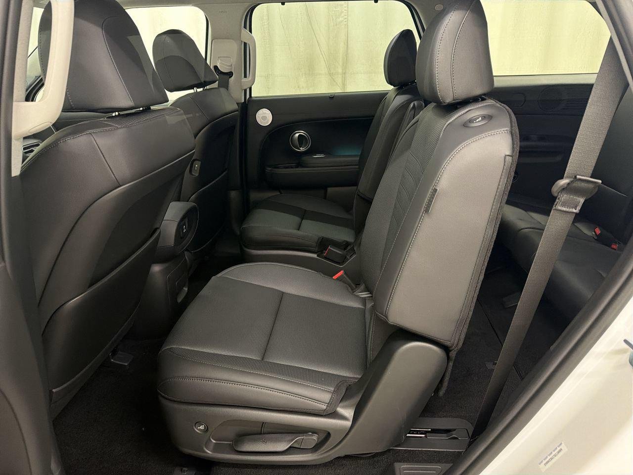 New 2026 Creamy White Pearl Hyundai Limited image 19