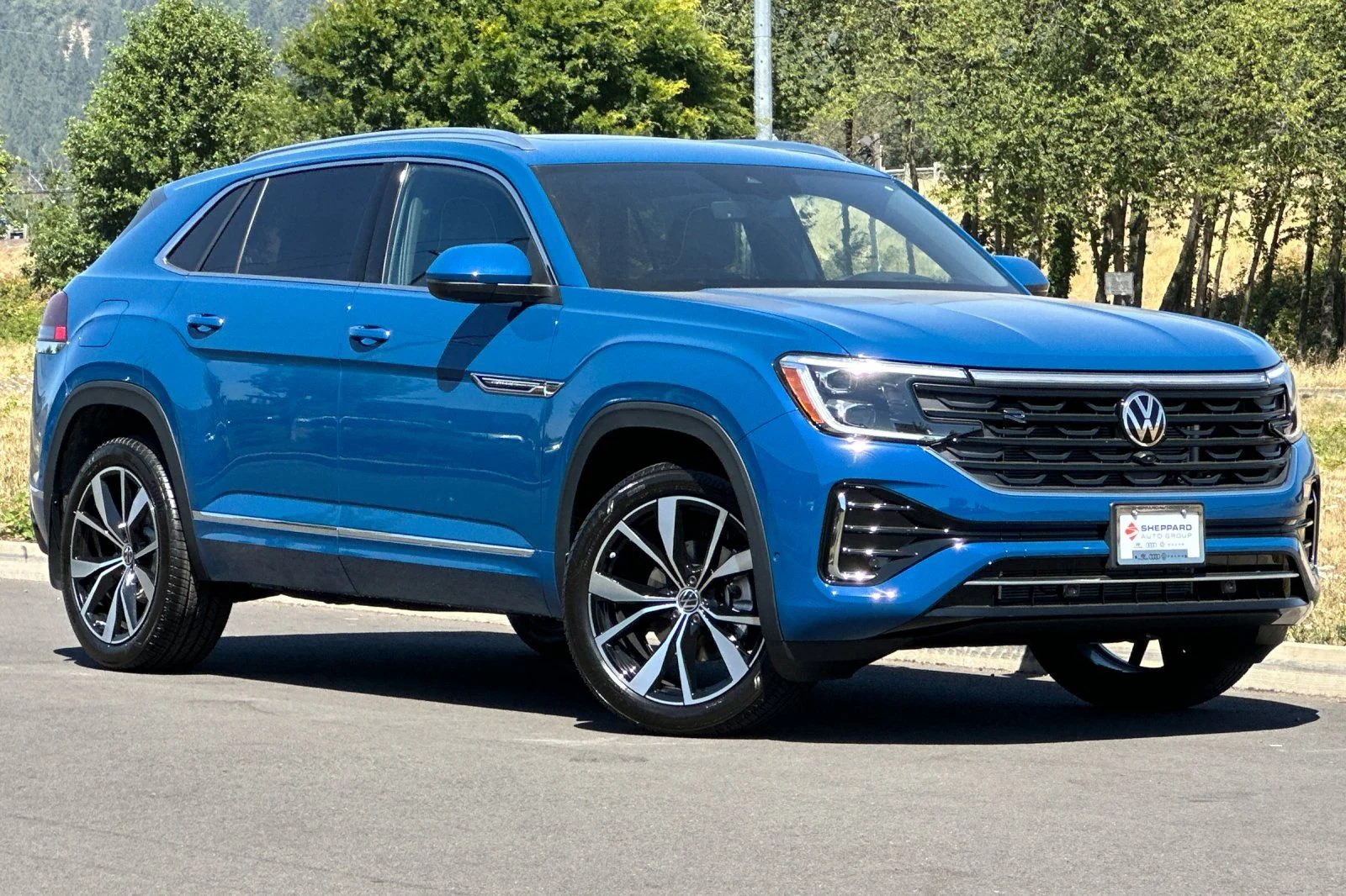 New 2026  Volkswagen 2.0T SEL Premium R-Line image 1