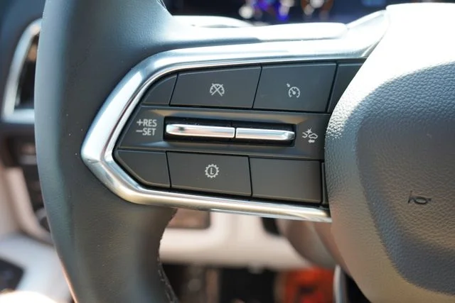 Used 2025 Black Chevrolet Premier image 40