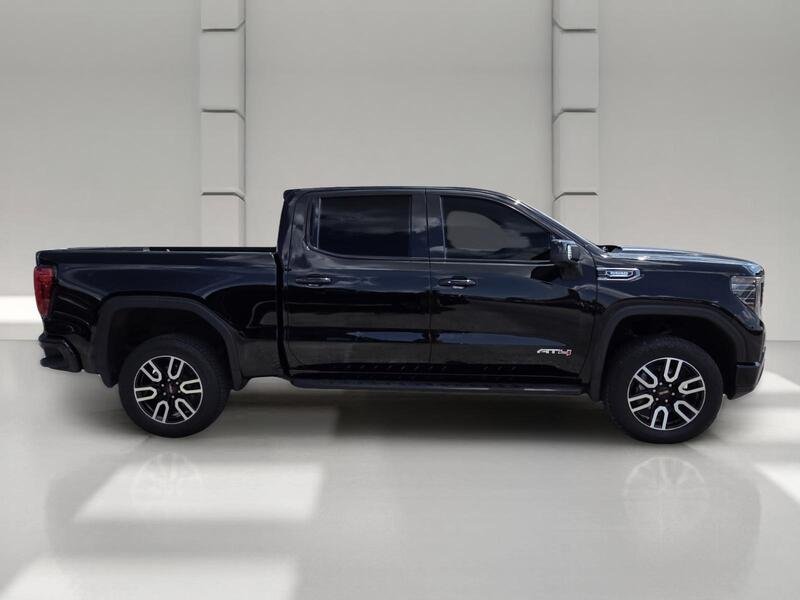 Used 2025 Onyx Black GMC 4WD CREW CAB 147" AT4 image 6
