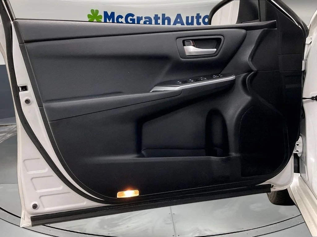 Used 2016 White Toyota Special Edition image 27