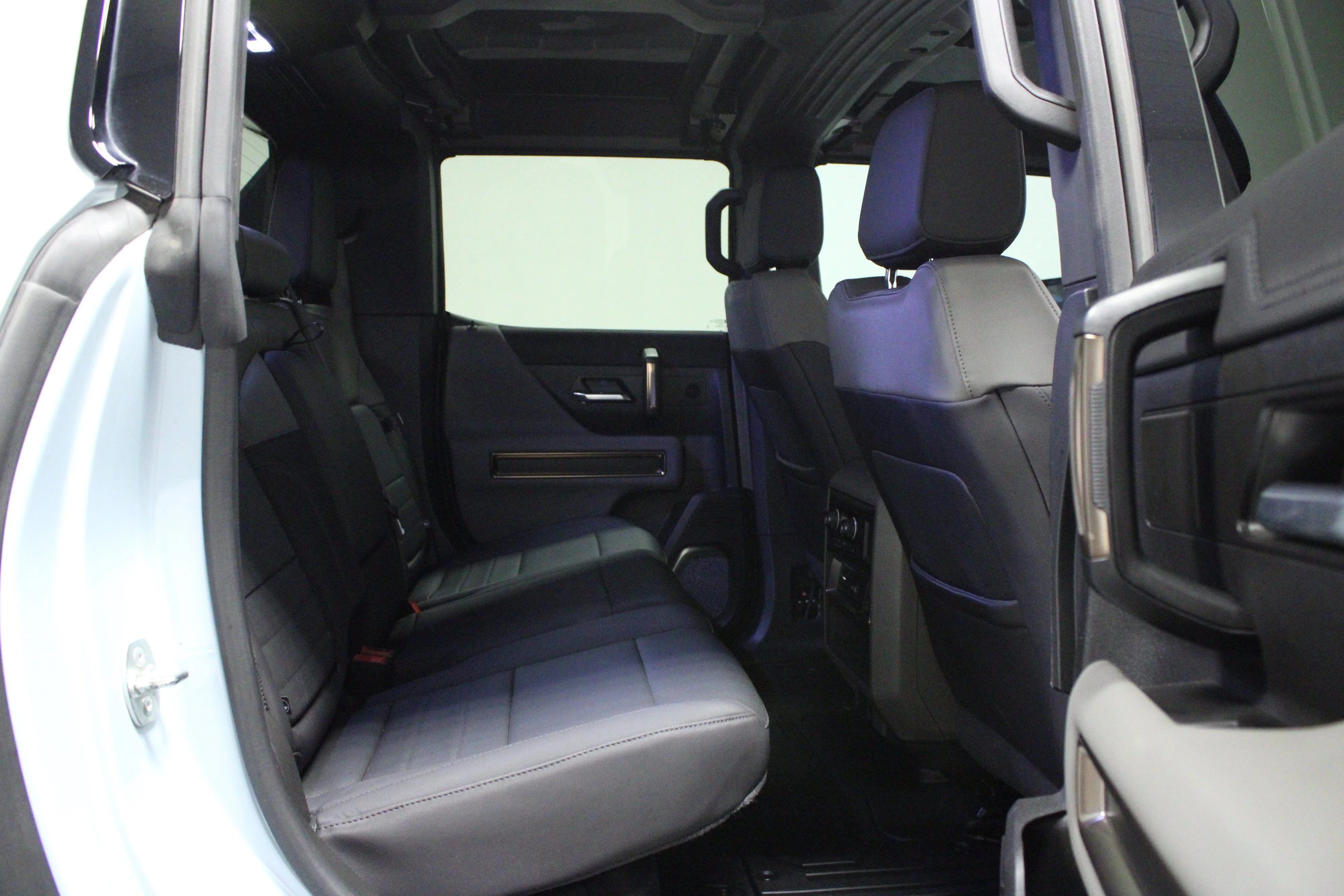 Used 2025 Tide Metallic (No Longer available to order) GMC 2X image 15