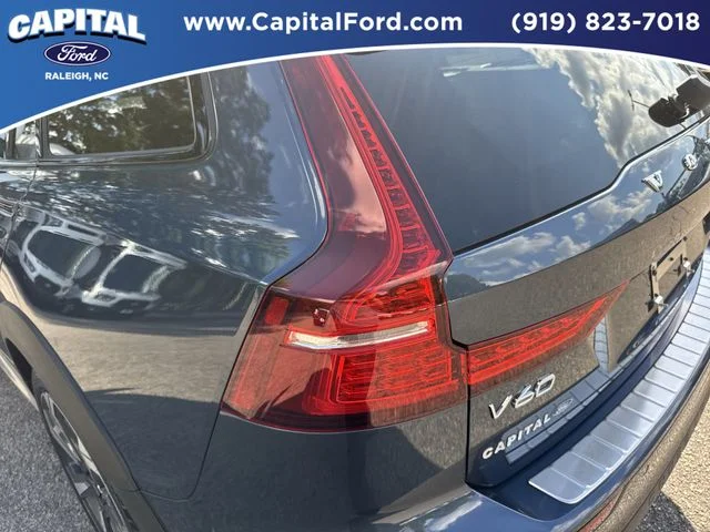 Used 2024 Blue Volvo Ultimate image 15