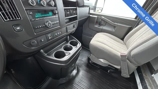 Used 2023 White Chevrolet Work Van image 17