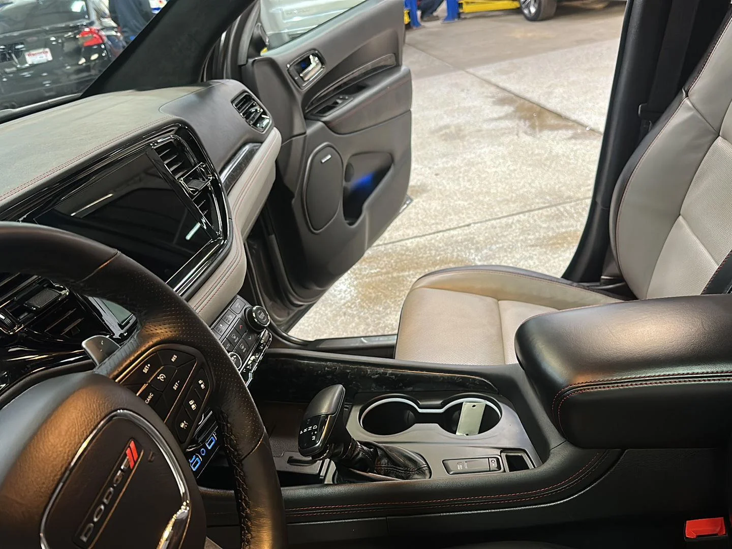 Used 2023 Destroyer Gray Clearcoat Dodge R/T Premium image 25