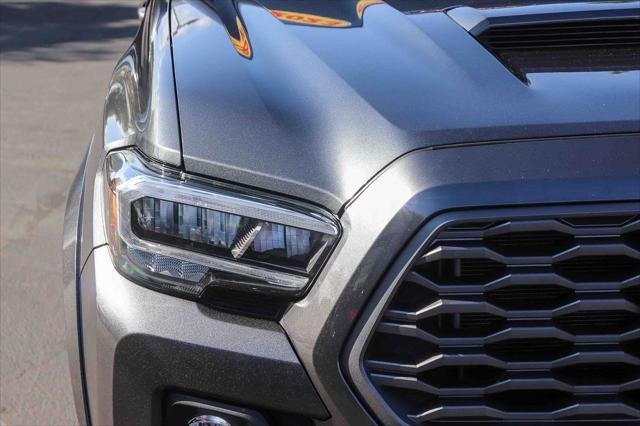 Certified Used 2023 MAGNETIC GRAY MET. Toyota  image 12