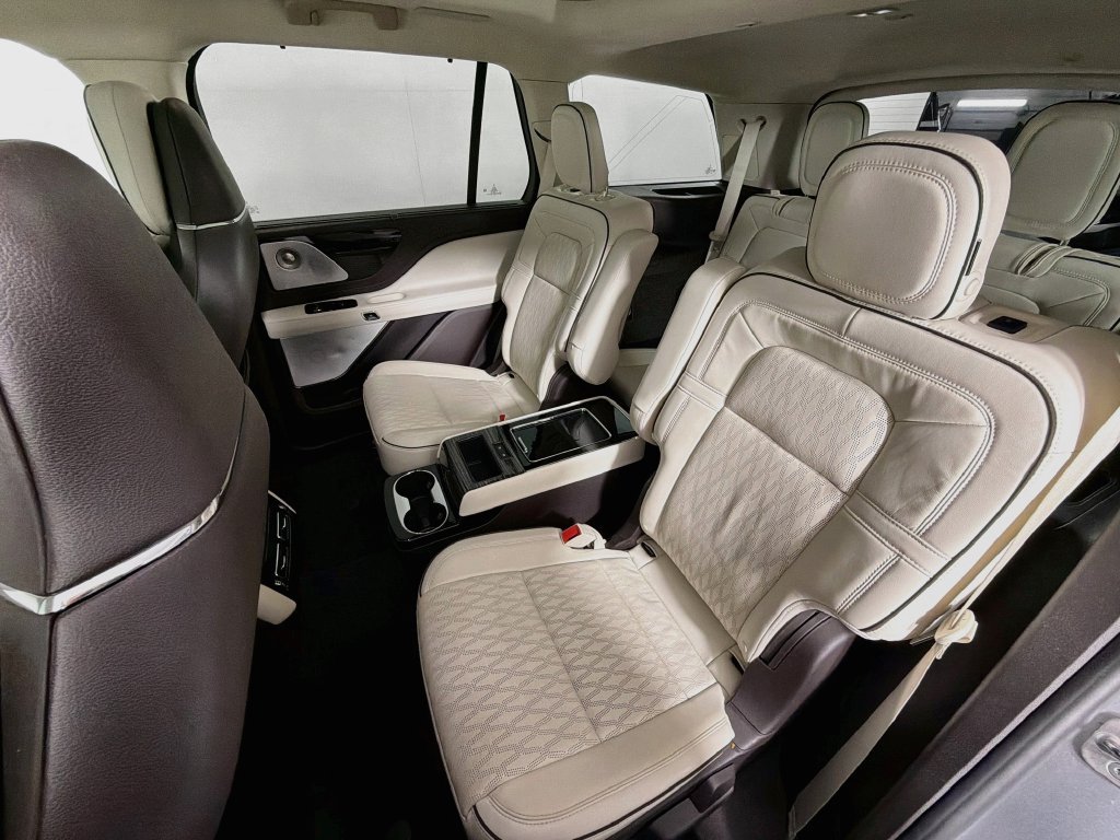Used 2020 Radiance Metallic Lincoln Black Label image 26
