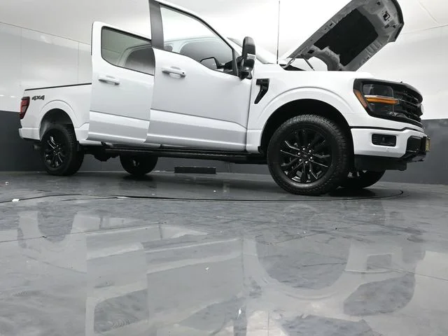 Certified Used 2024 Oxford White Ford XLT image 53