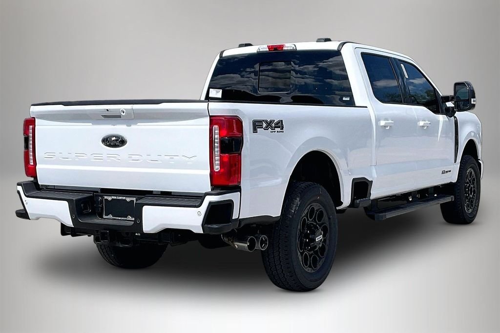 New 2026 Ford Super Duty F-250 Lariat 4D Crew Cab