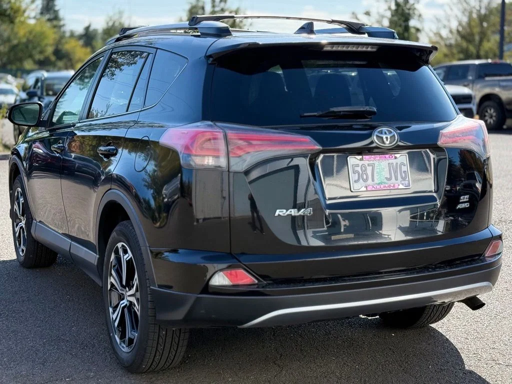 Used 2017 Black Toyota SE image 3