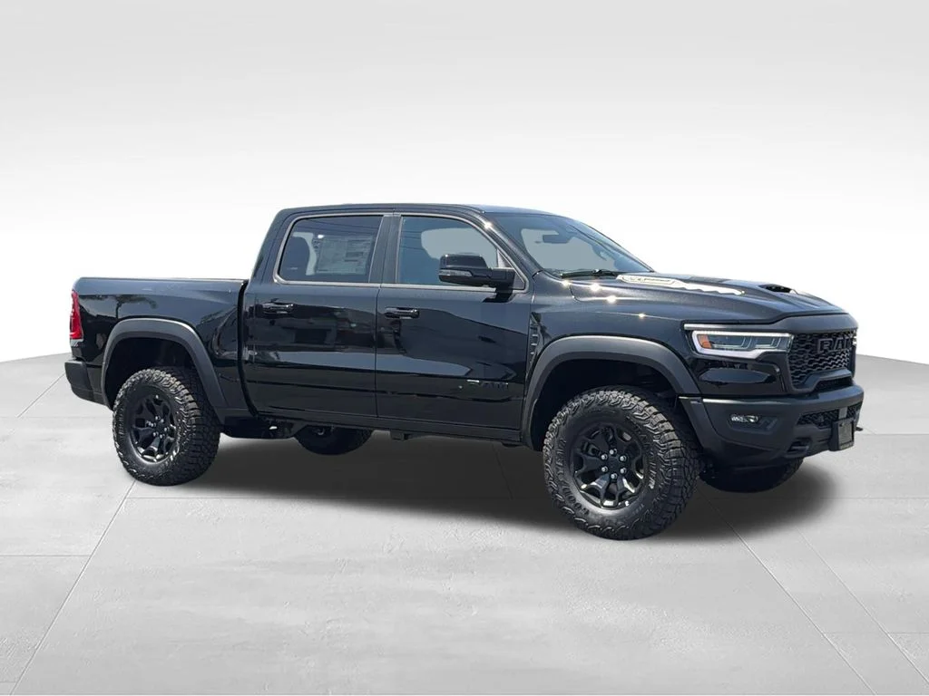 New 2026 Diamond Black Crystal Pearl-Coat Exterior Paint RAM RHO image 7