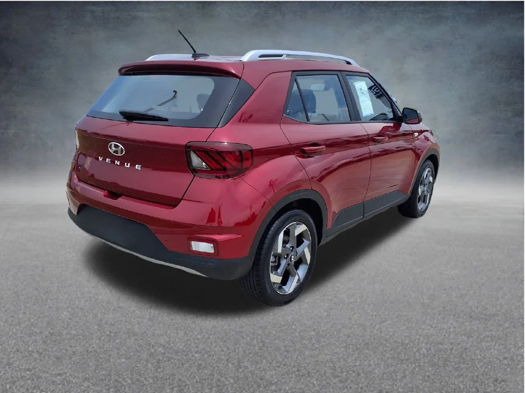 Used 2025 Red Hyundai Limited image 7
