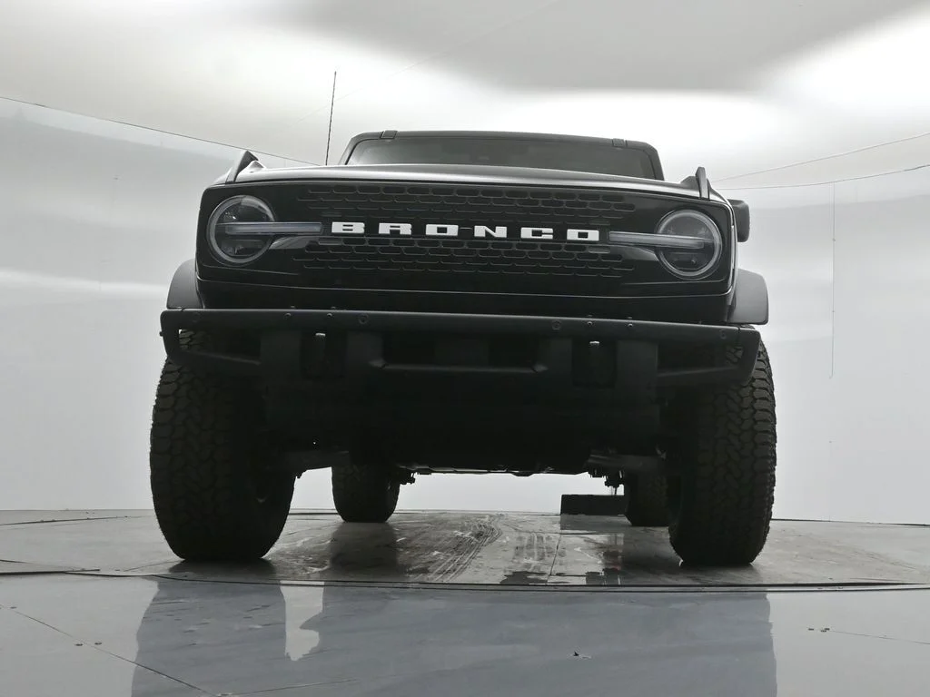 New 2026 Shadow Black Ford Badlands image 45
