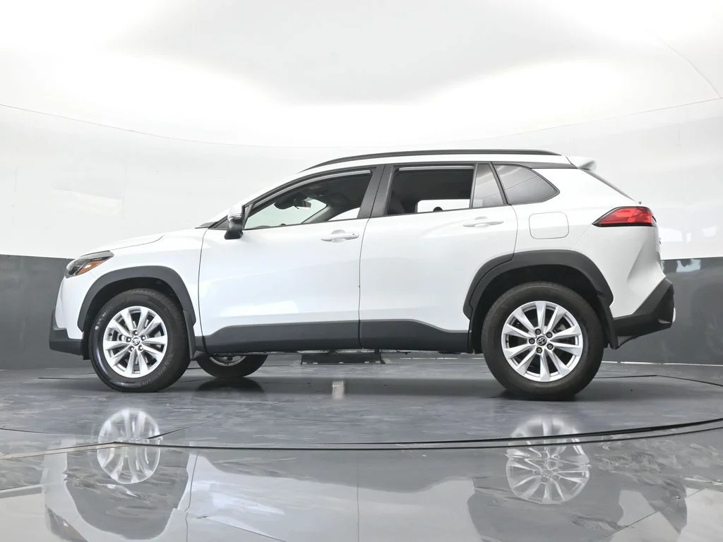 Used 2024 Pearl Toyota LE image 56