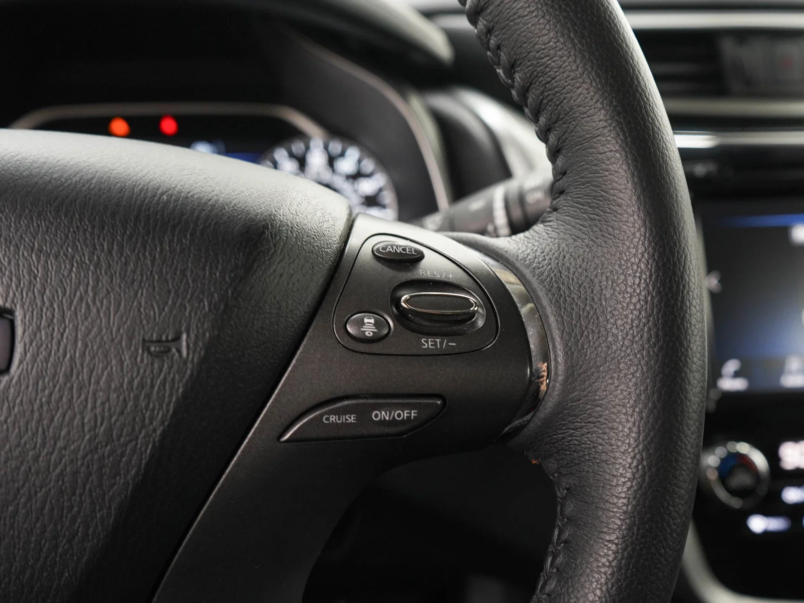 Used 2023 Super Black Nissan SV image 25