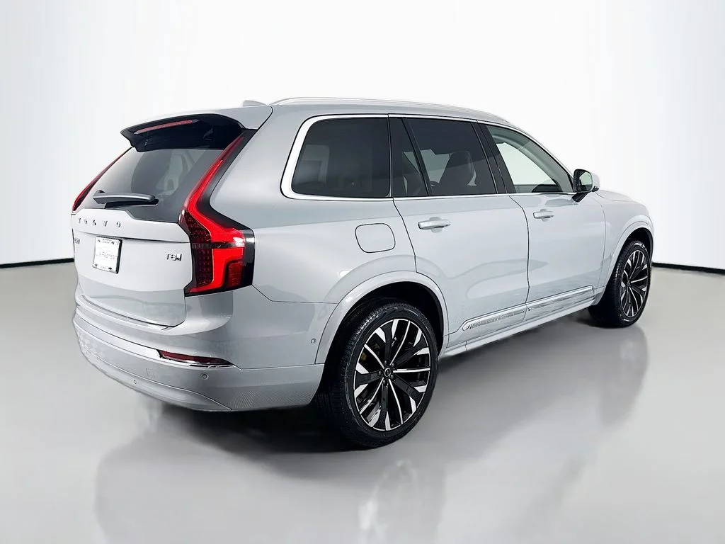 New 2026 Gray Metallic Volvo T8 Ultra image 9