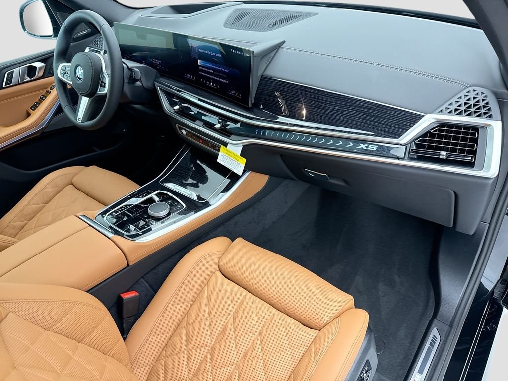 New 2026 Black Sapphire Metallic BMW xDrive50e image 16