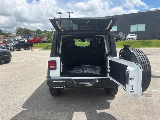 New 2026 Bright White Clear-Coat Exterior Paint Jeep Sport S image 11