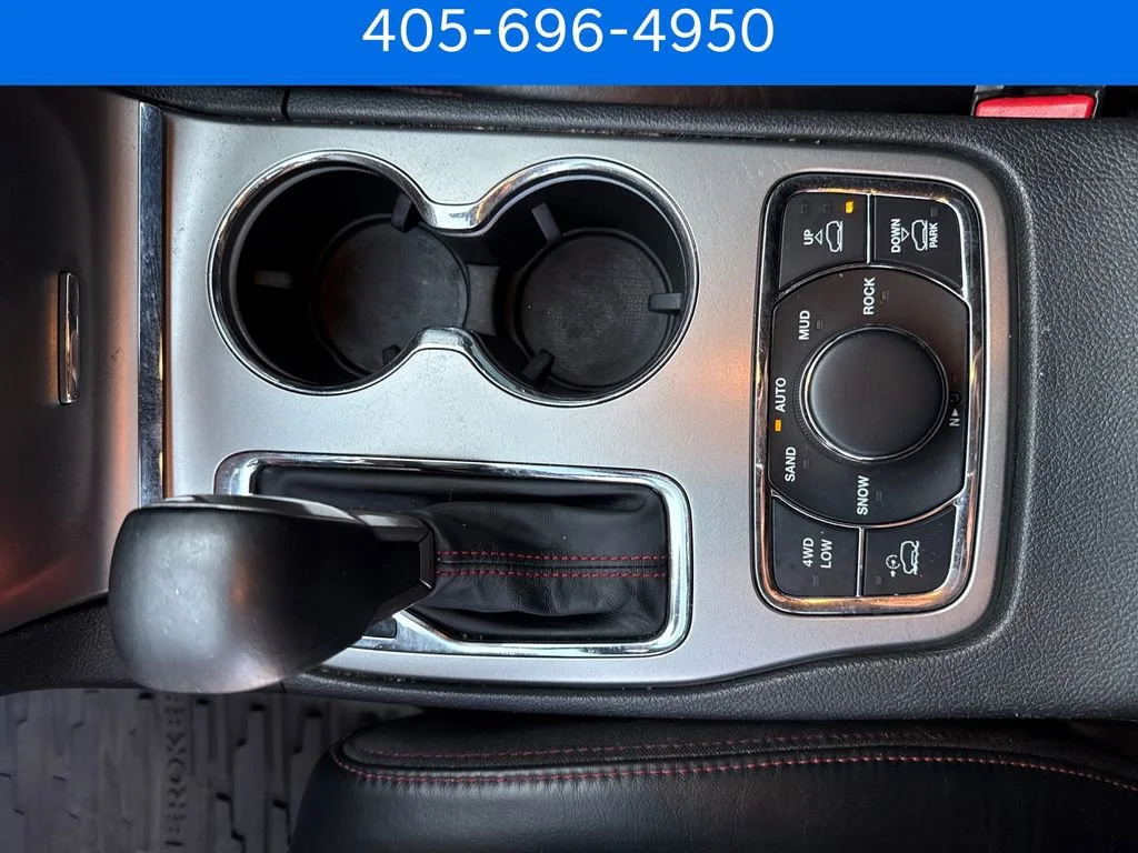 Pre-Owned 2018 Jeep Grand Cherokee Trailhawk