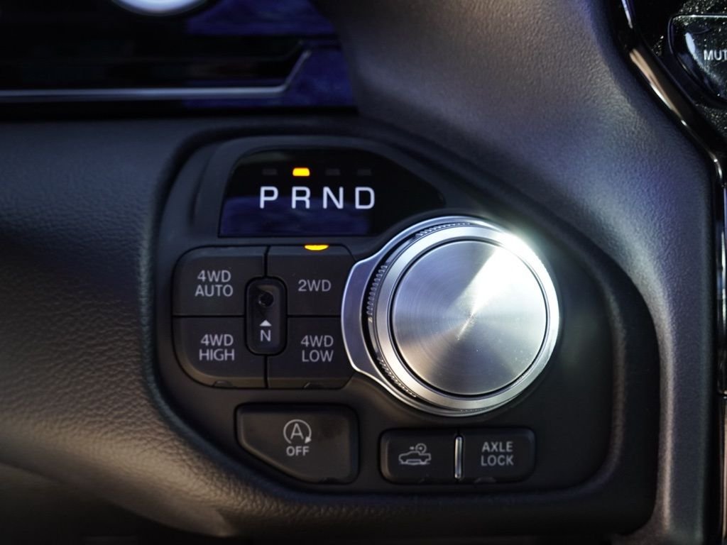 New 2026 Diamond Black Crystal Pearl-Coat Exterior Paint RAM Rebel image 16