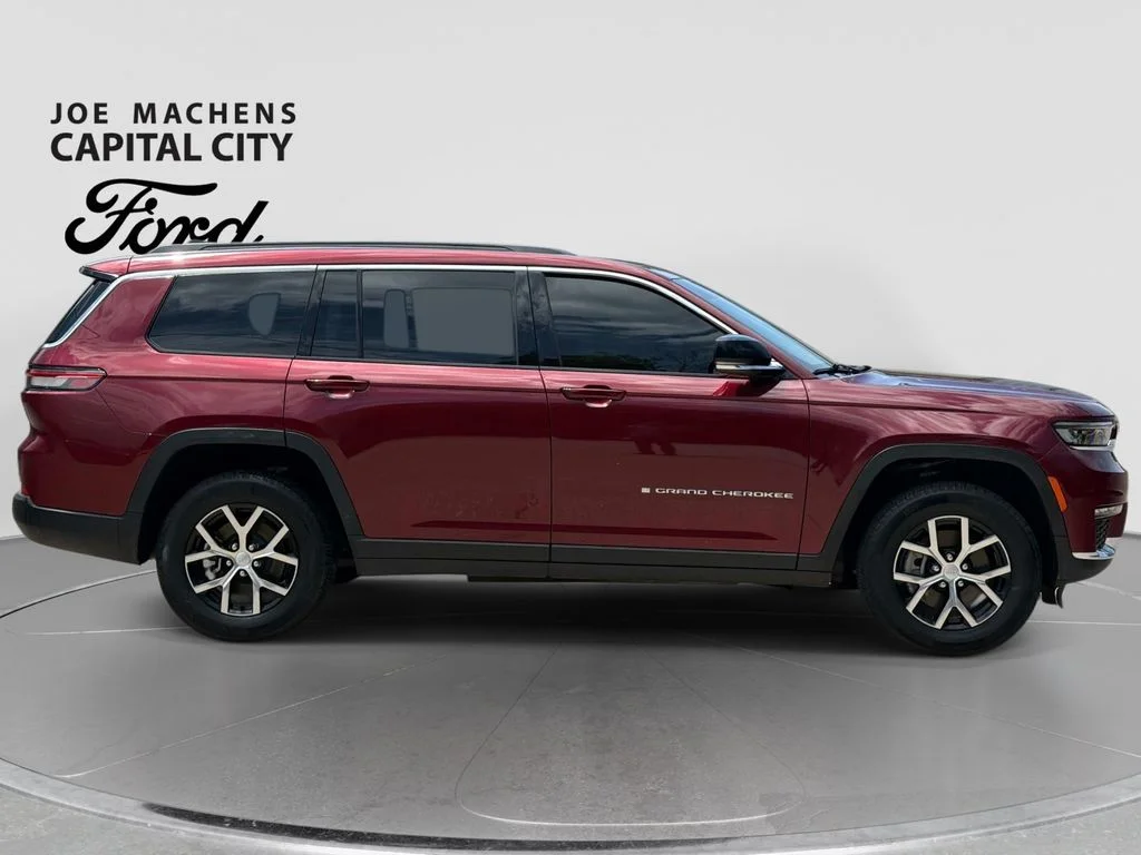 Used 2025 Red Jeep Limited image 3