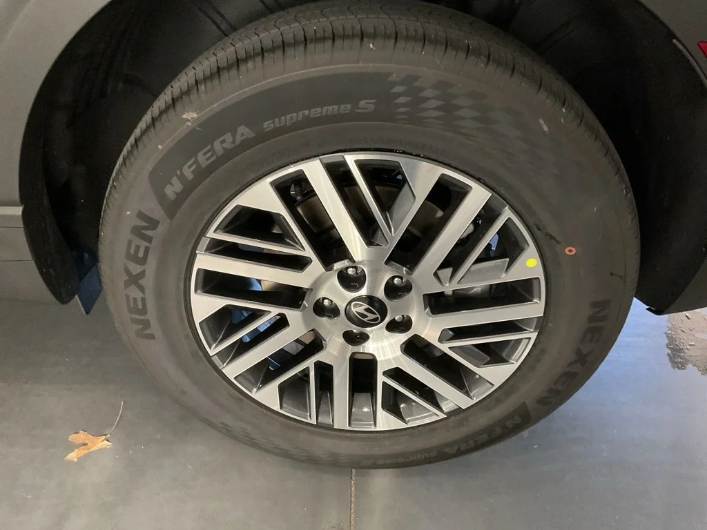 New 2026 Gray Hyundai SE image 24
