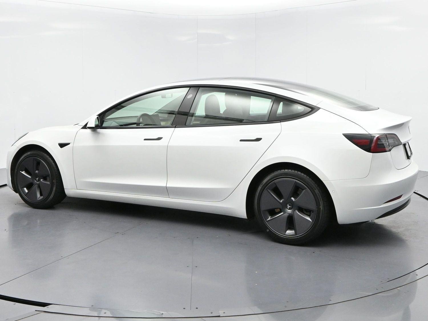 Used 2021 Pearl White Multi-Coat Tesla Standard Range Plus image 5