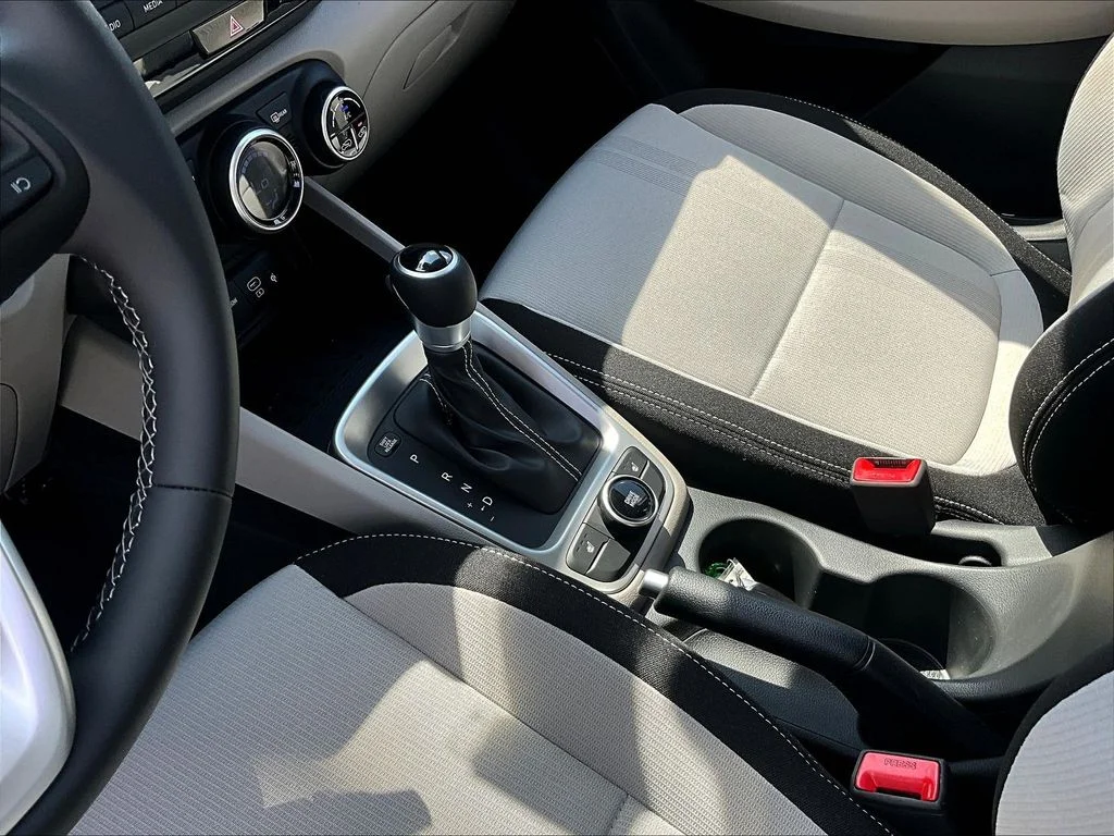 New 2026 Black Hyundai SEL image 11