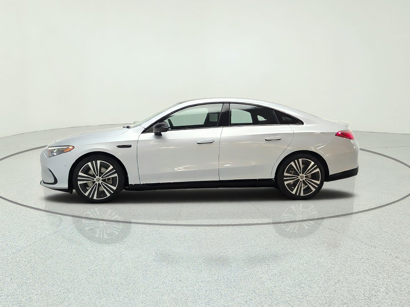 New 2027 Cirrus Silver Metallic Mercedes-Benz CLA 250+ Electric image 29