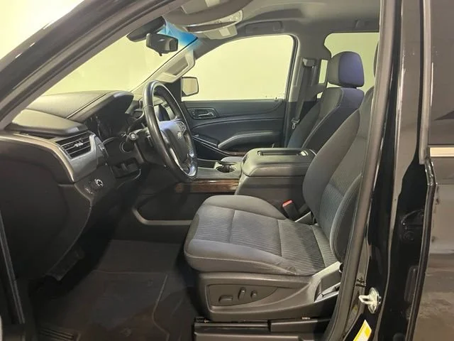 Used 2020 BLACK Chevrolet LS image 19