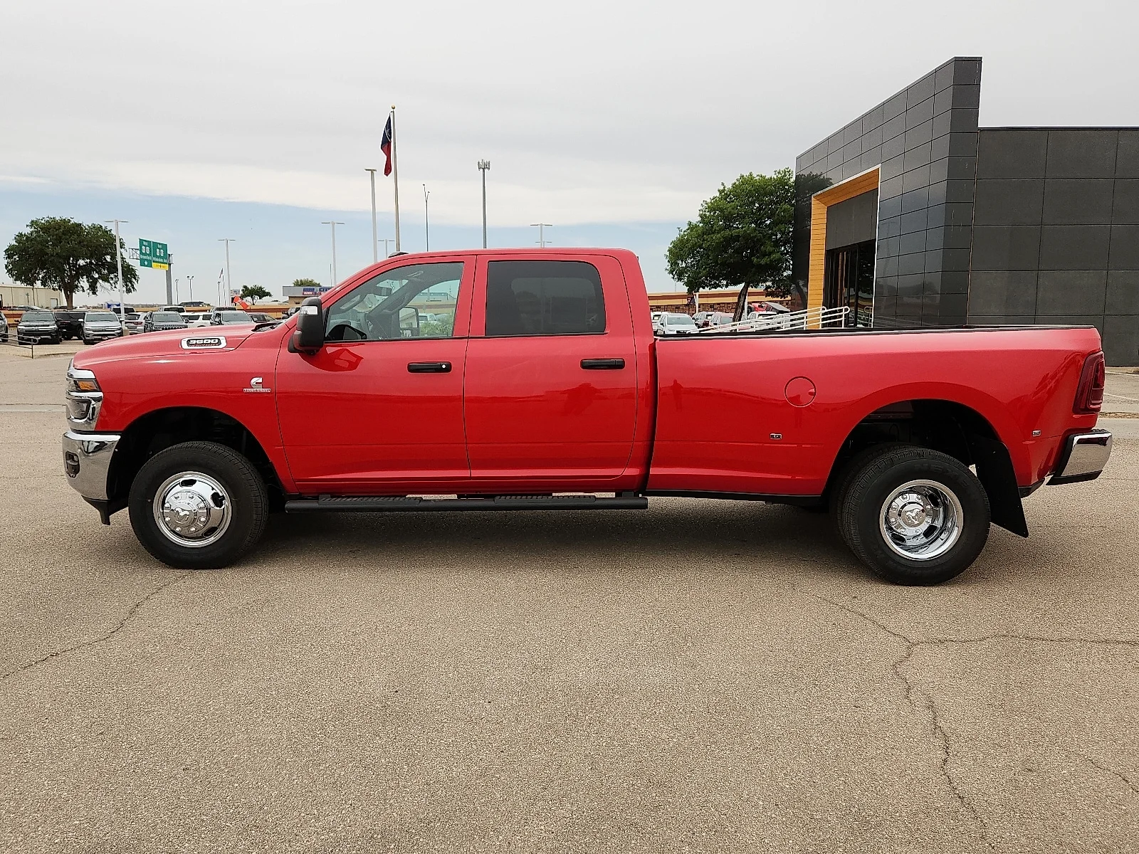 New 2026 Flame Red Clear-Coat  Paint Ram TRADESMAN CREW CAB 4X4 8