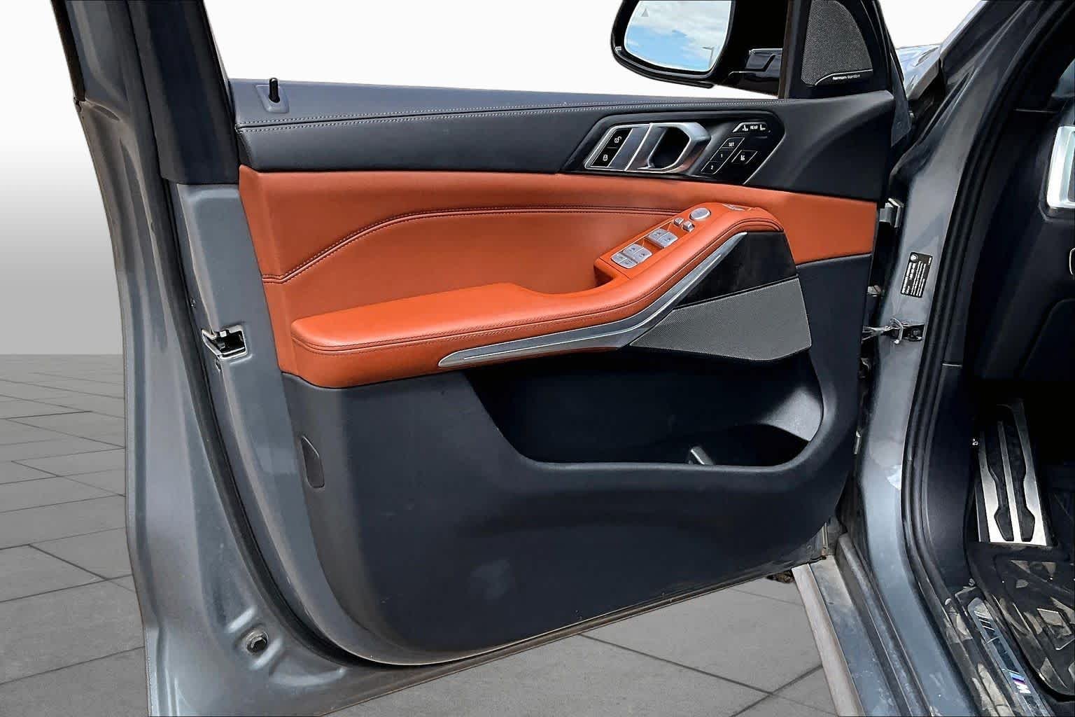 Certified Used 2024 Skyscraper Grey Metallic BMW xDrive40i image 19