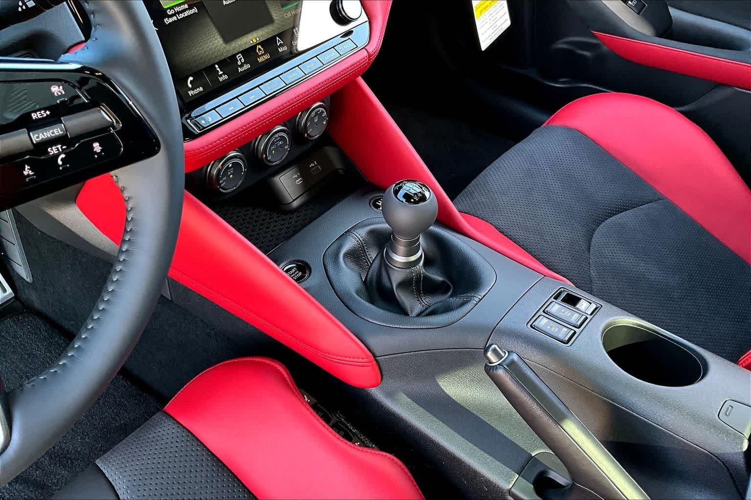 New 2026 Solid Red / Super Black Two-tone Nissan Performance image 7