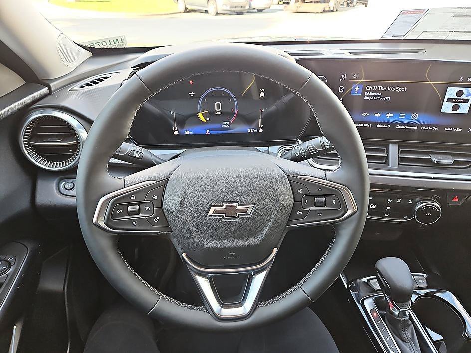 New 2026 Cacti Green Chevrolet ACTIV image 16